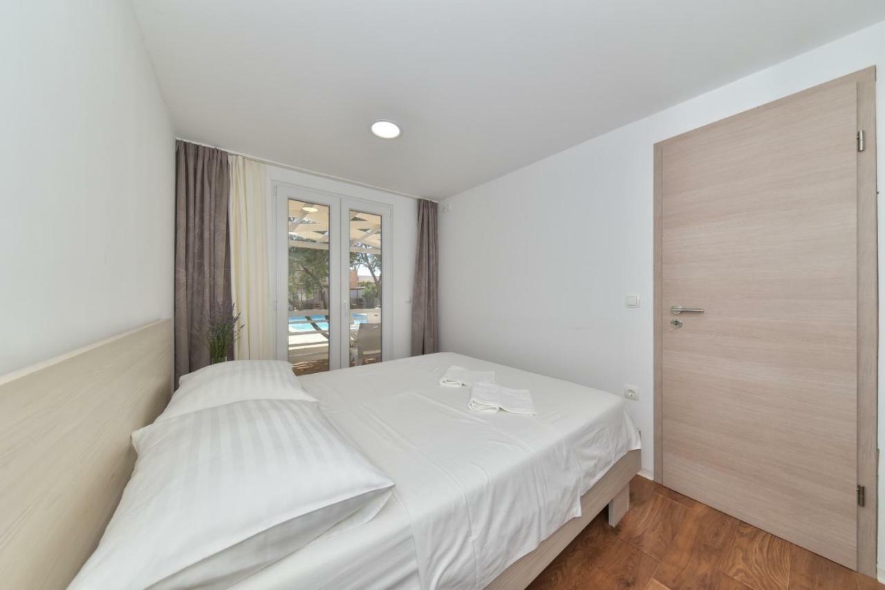 Bungalov Medanic - Private Pool Privlaka  Zewnętrze zdjęcie