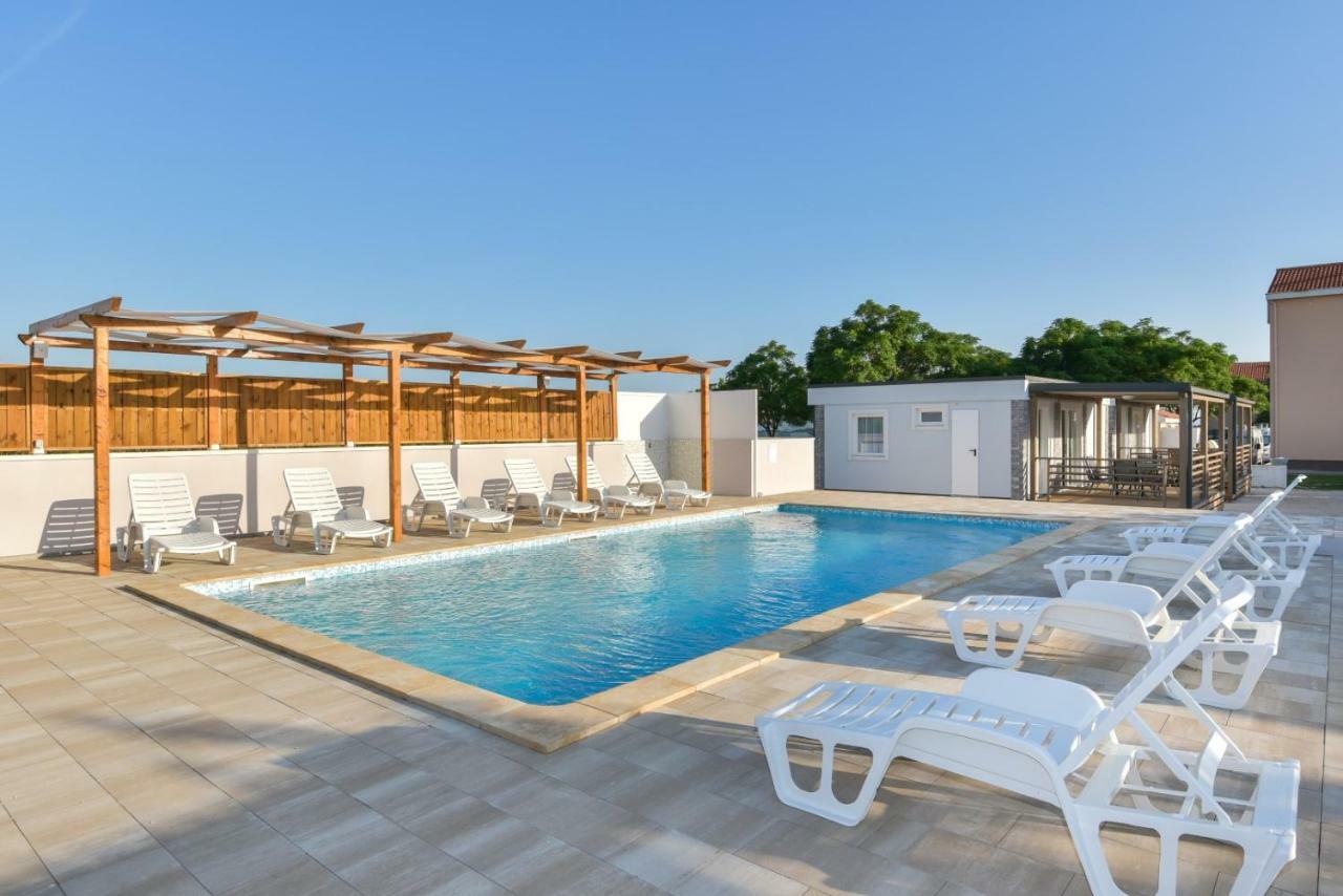 Bungalov Medanic - Private Pool Privlaka  Zewnętrze zdjęcie